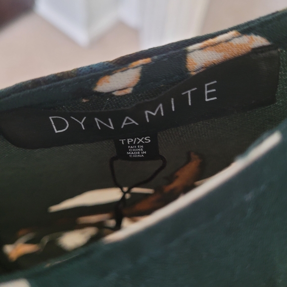 Dynamite Dress - Picture 3 of 3